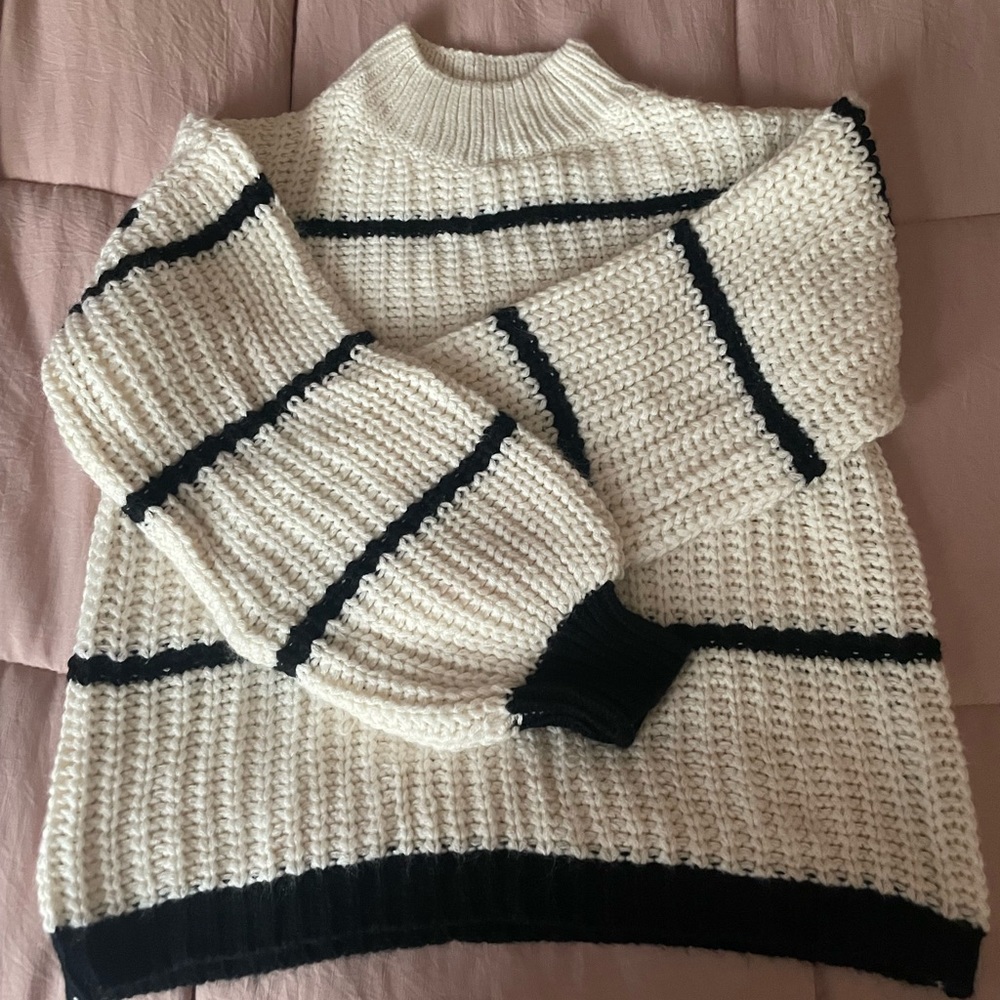 Women’s sweater